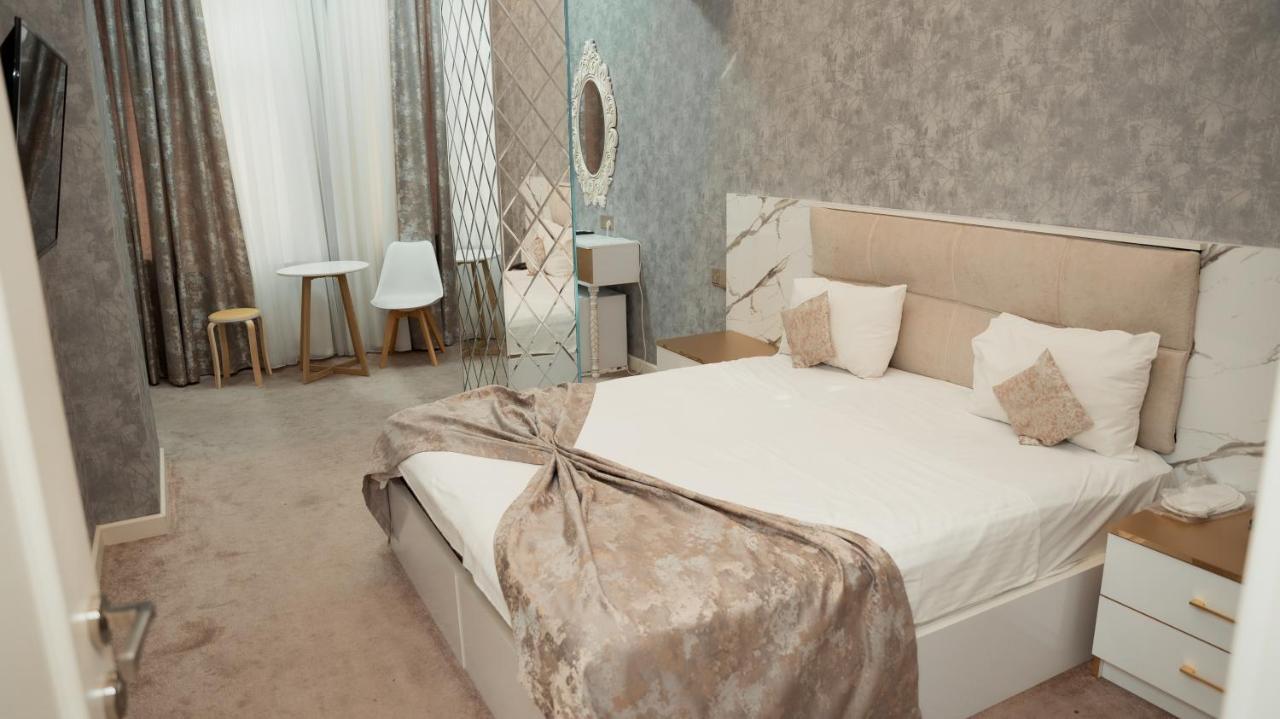 Dionis Hotel Baku Bagian luar foto