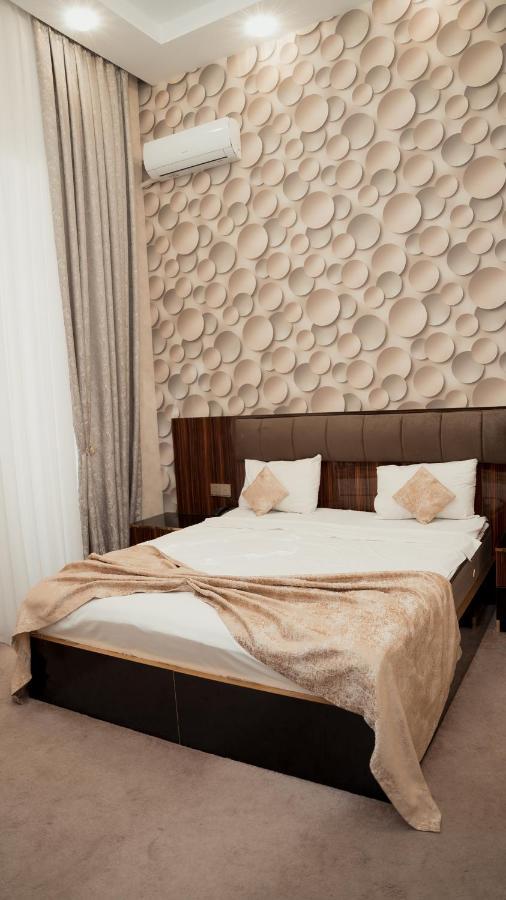 Dionis Hotel Baku Bagian luar foto