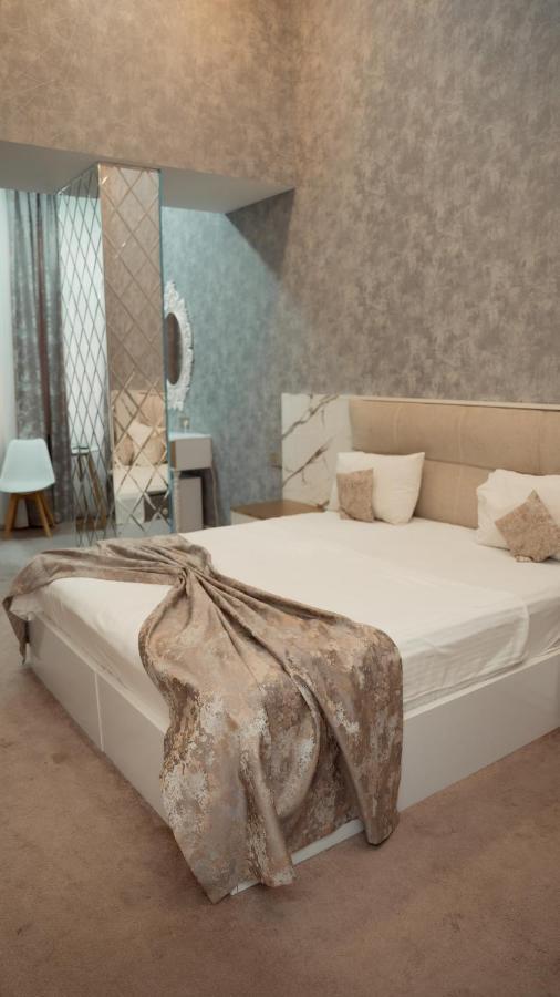 Dionis Hotel Baku Bagian luar foto
